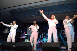 Roquel Payton, Theo Peoples, Ronnie McNeir and Abdul ‘Duke’ Fakir of the Four Tops (Leon Halip/Getty Images)